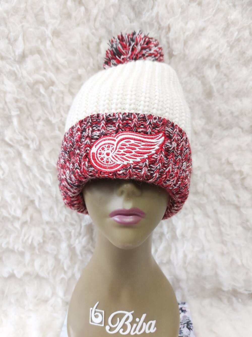 New Era Detroit Red Wings Hockeytown Arena Exclusive Women Winter Hat